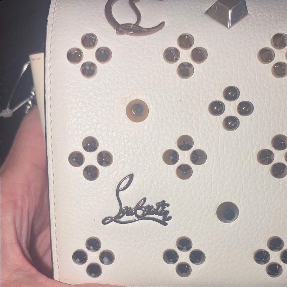 Christian Louboutin White Studded Shoulder Bag with Silver Chain - Picture 8 of 10